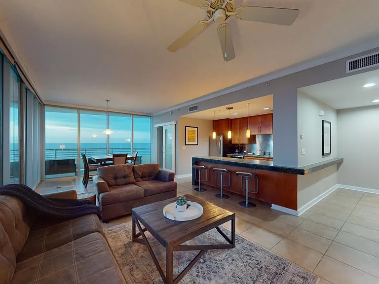 2060 Beach Blvd #1005 — Photo 4