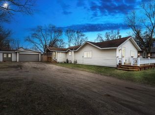 14266 Douglas Rd, Mishawaka, IN 46545