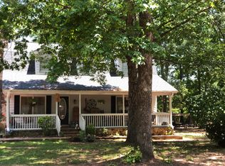 633 Old Union Gin Rd, Forsyth, GA 31029