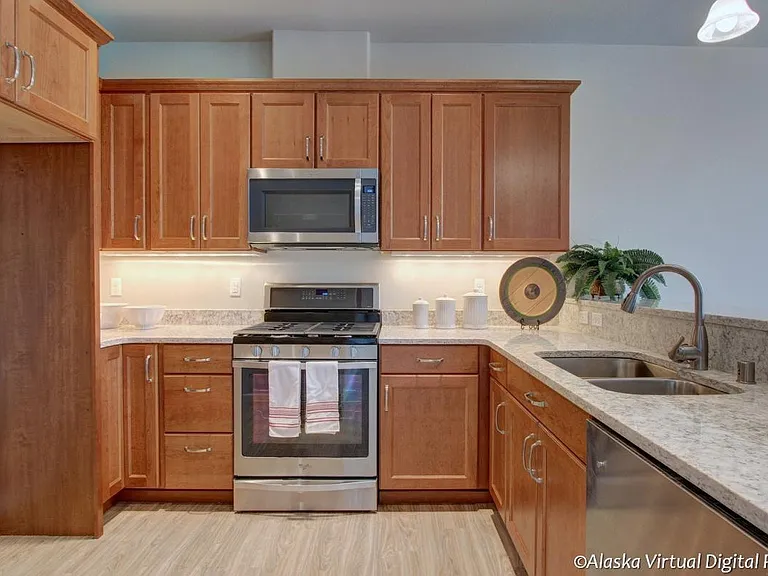 6622 Obrien St — Photo 15