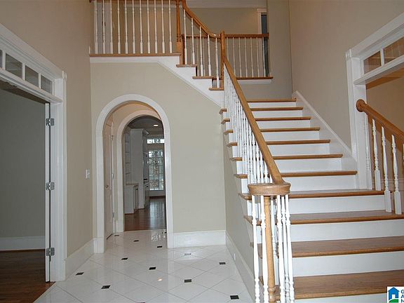 2nd image of 631 Lake Crest Dr