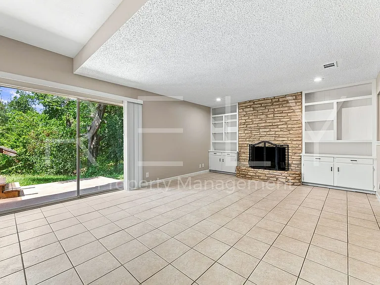2404 Gabriel View Dr — Photo 20