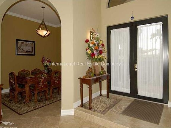 2nd image of 3861 NE 24th Ave