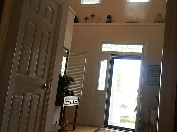 2nd image of 144 E Ivybridge Dr
