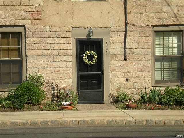 1st image of 264 Piermont Ave APT 5