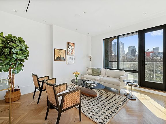 2nd image of 31 N Elliott Pl #3