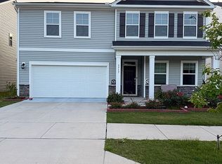 3717 Mason Bluff Dr, Raleigh, NC 27616