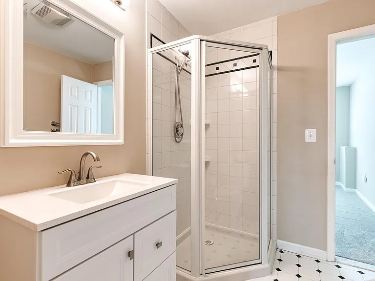 2502 Weston Ct — Photo 19