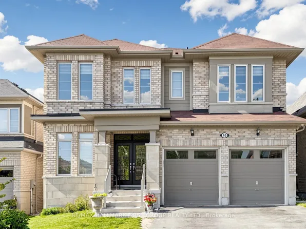 40 Hackett St, East Gwillimbury, ON L9N 0P8