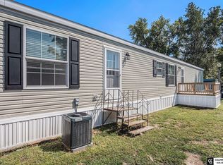 3101 Washington St Trailer 18, Bellevue, NE 68005