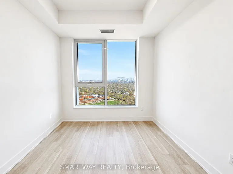 60 Central Park Dr #2601 — Photo 24