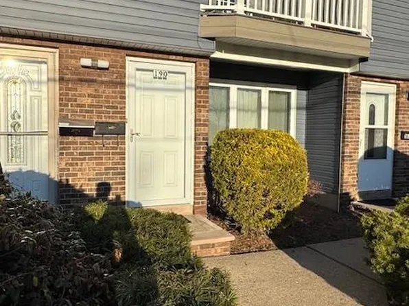 190 Charles Street image 16 of 22