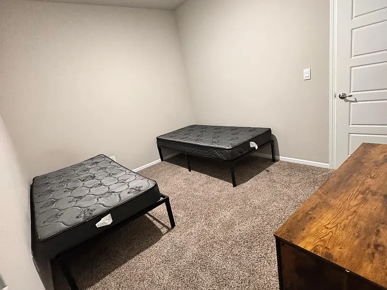 6302 Oracle Dr — Photo 17