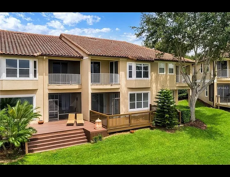 8228 Tivoli Dr — Photo 2