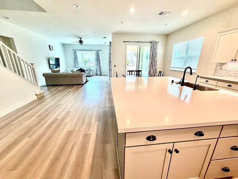 3082 Neil Jerome Dr — Photo 7