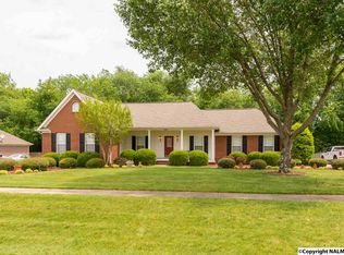 134 Crab Apple Rd, Huntsville, AL 35811