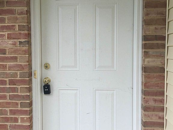 5th image of 4033 Warsaw Ave