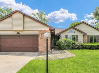 4101 Danbury Dr, Champaign, IL