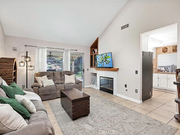 5th image of 40183 Mimulus Way