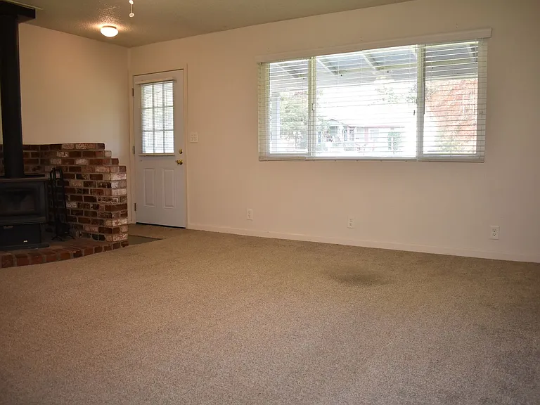 3794 Circle Dr — Photo 2