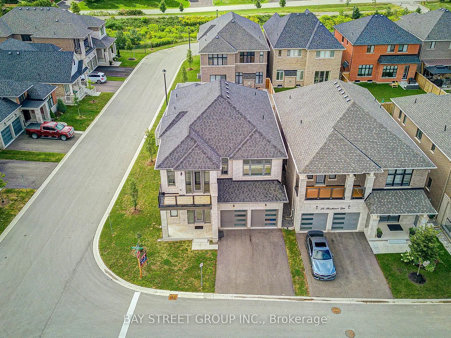 6 bed, $4,500 — Photo 4