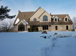 3389 Fallasburg Park Dr NE, Lowell, MI 49331