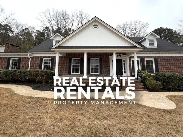 100 Norwood Dr, Rainbow City, AL 35906