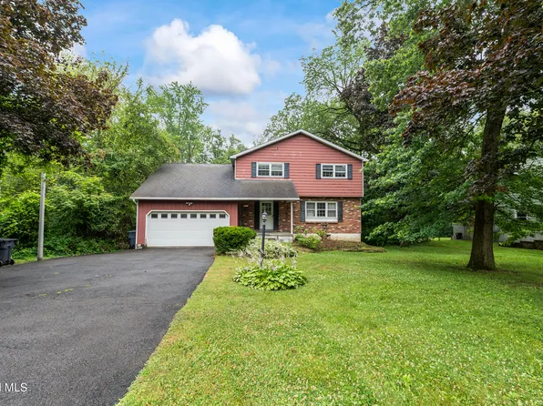 1148 Rosehill Boulevard, Schenectady, NY 12309