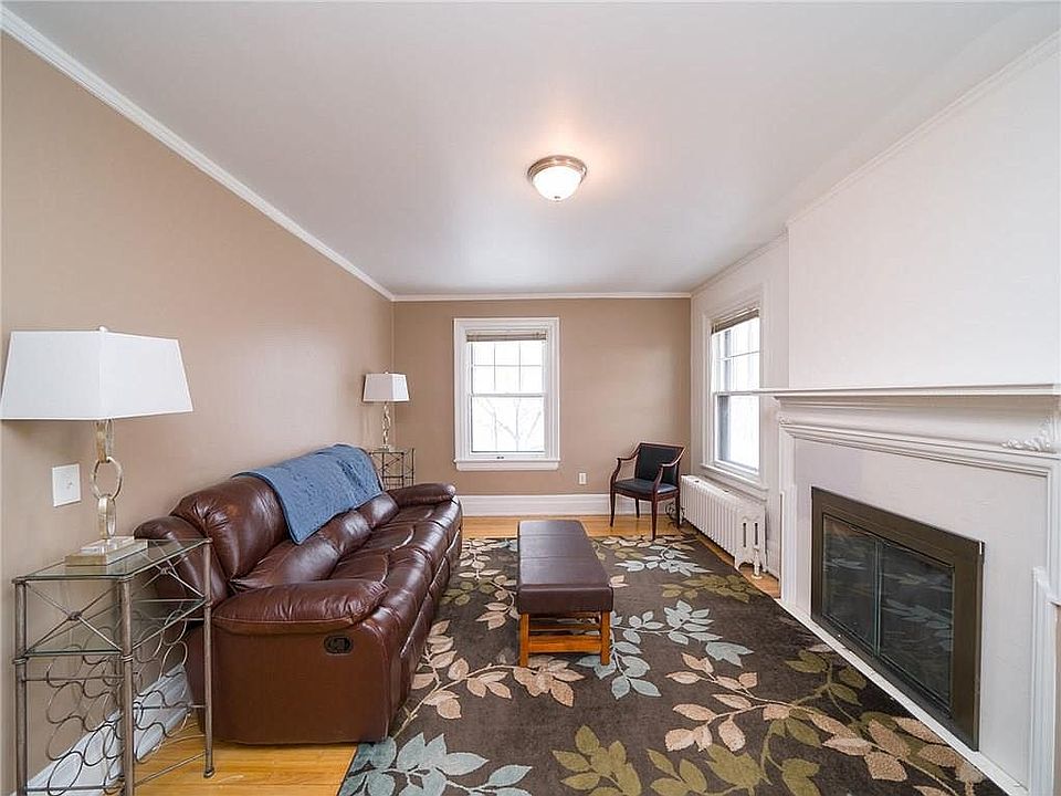 1st image of 240 Culver Rd #2