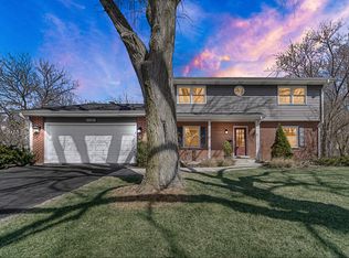 1585 N Blanchard Ct, Wheaton, IL 60187