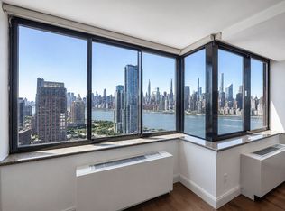 Citylights, Queens, NY 11109