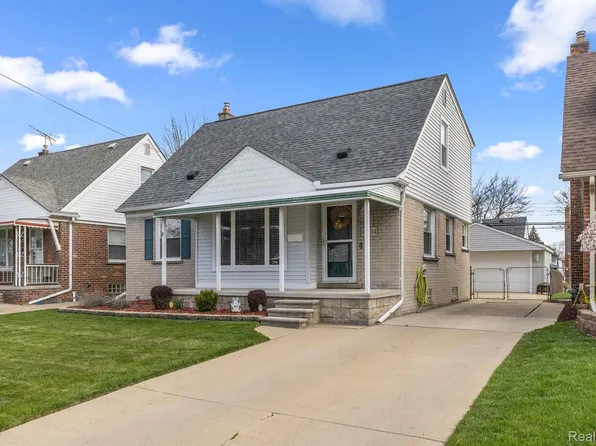15134 Russell Ave, Allen Park, MI 48101