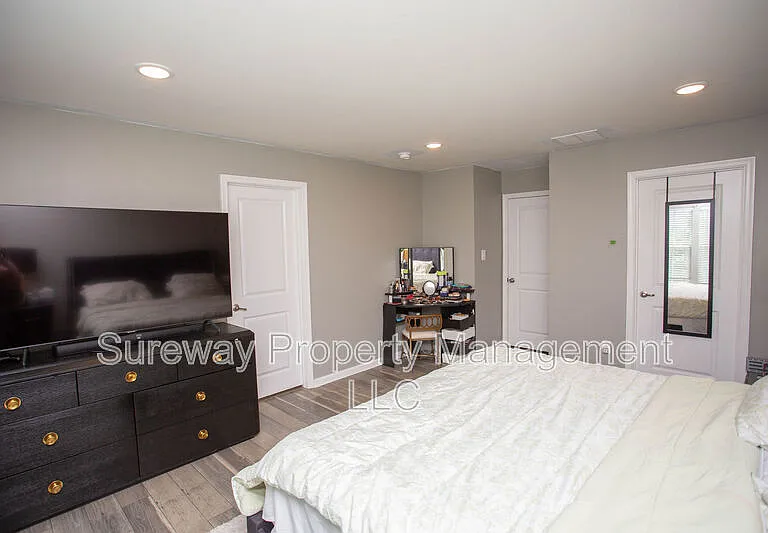 172 Fela Dr — Photo 22