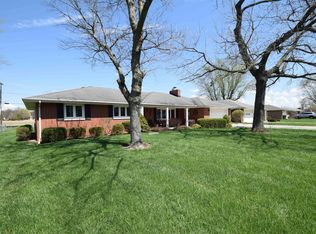 3318 W Brook Dr, Muncie, IN