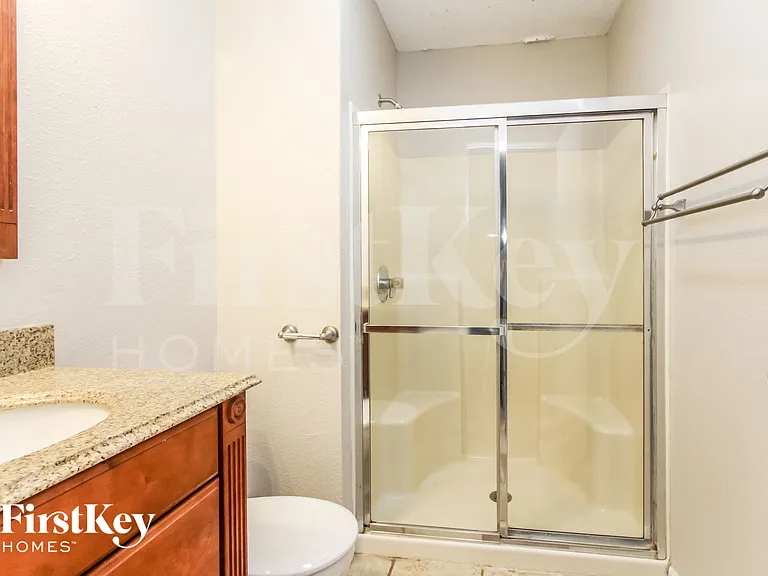 1524 Blue Brook Way — Photo 11