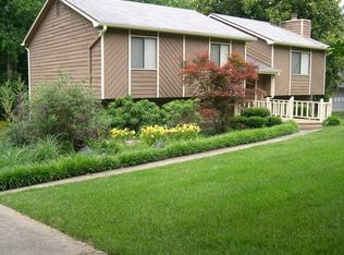 564 Rivercrest Dr, Woodstock, GA 30188