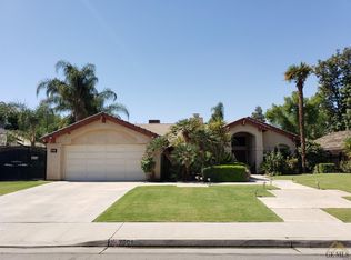 2009 Mountain Oak Rd, Bakersfield, CA 93311