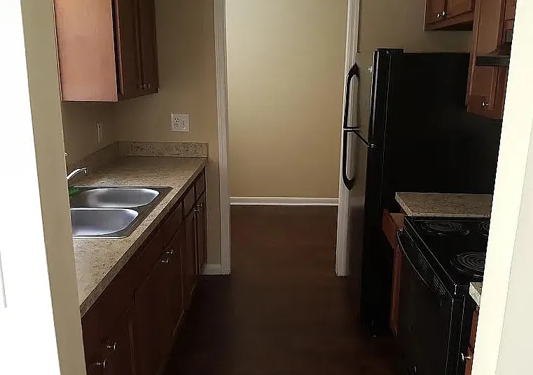 4216 Sabine Dr — Photo 5