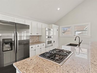 310 Green Street — photo 8