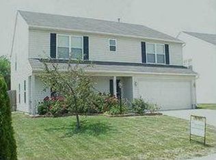 1364 Round Lake Rd, Greenwood, IN 46143