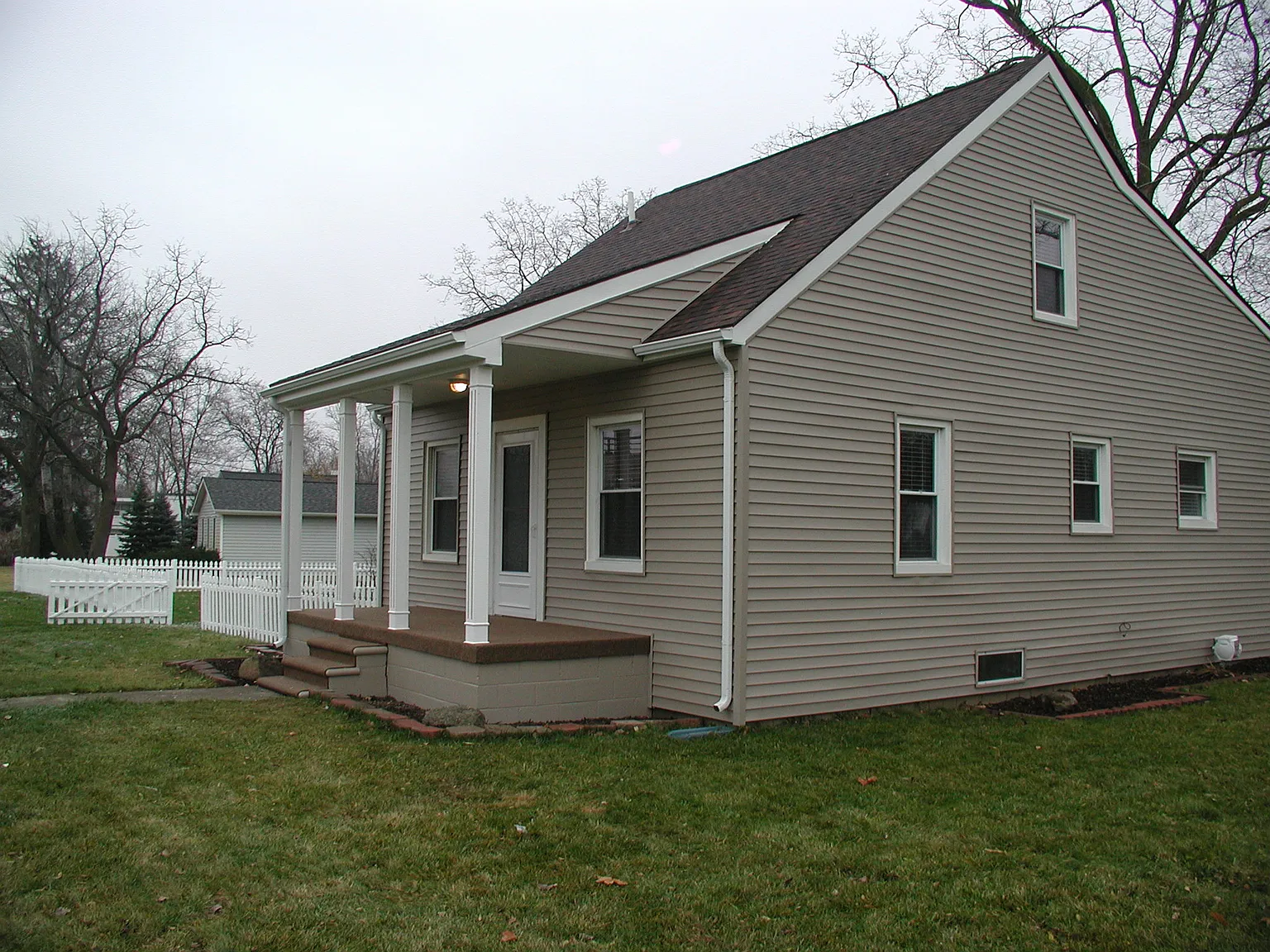 4 bed, 1368 sqft, $1,995 — Photo 1