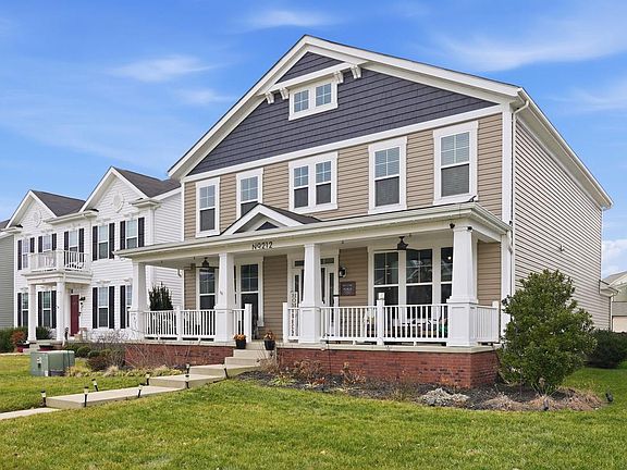 2nd image of 212 Boxelder Dr