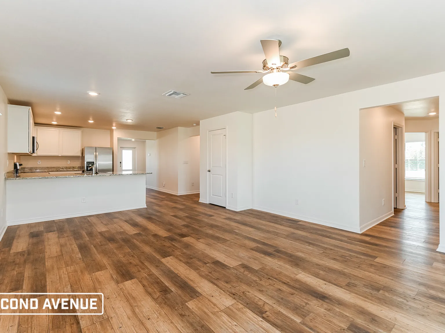4 bed, 2.0 bath, 1851 sqft, $1,895 — Photo 4