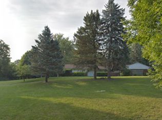 6396 Tutbury Ln, Troy, MI