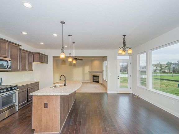 httpphotos.listhub.net CCOMLSOH 217026773 3 lm 20180515T175752