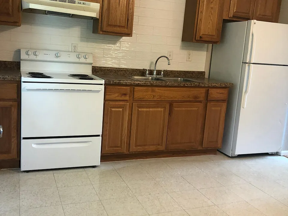 304 Wentworth Dr #4