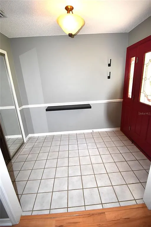 3 bed, 2.0 bath, 1836 sqft, $2,395 — Photo 4