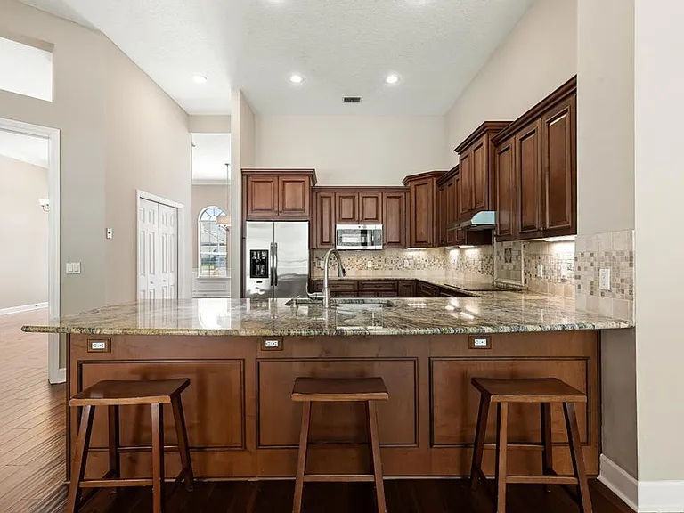 337 S Mill View Way — Photo 20