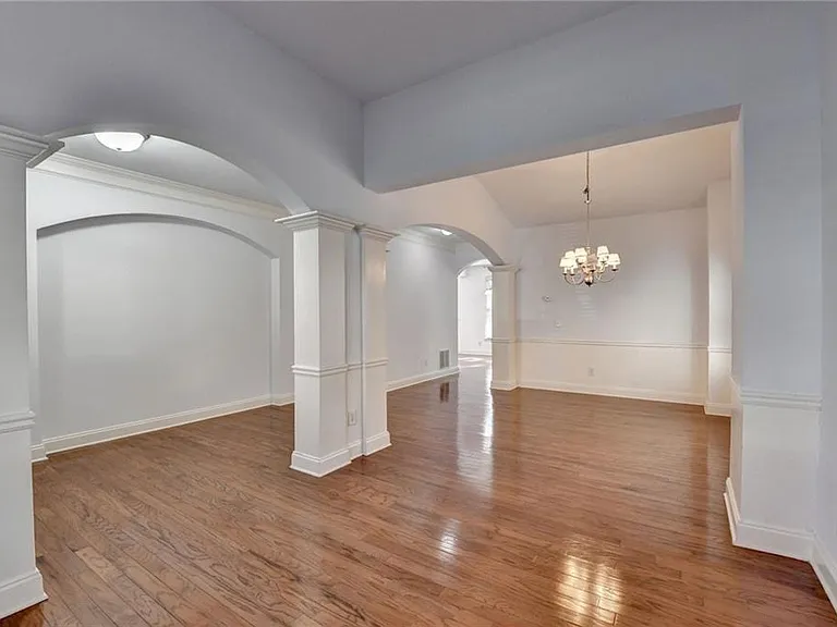 2104 Nelms Pointe Lndg — Photo 8
