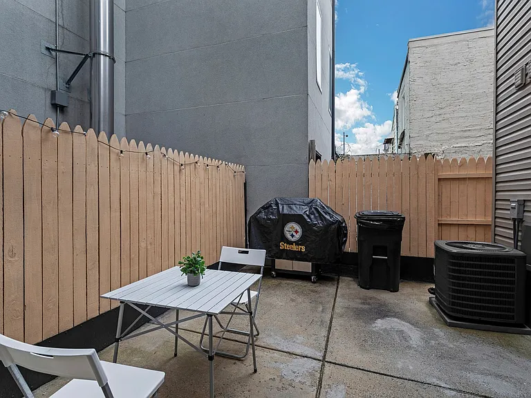 1153 N Hancock St — Photo 30
